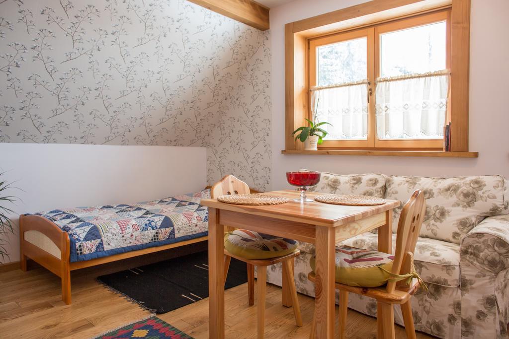 Dom Pod Smokami Apartment Буковина Татжанска Екстериор снимка