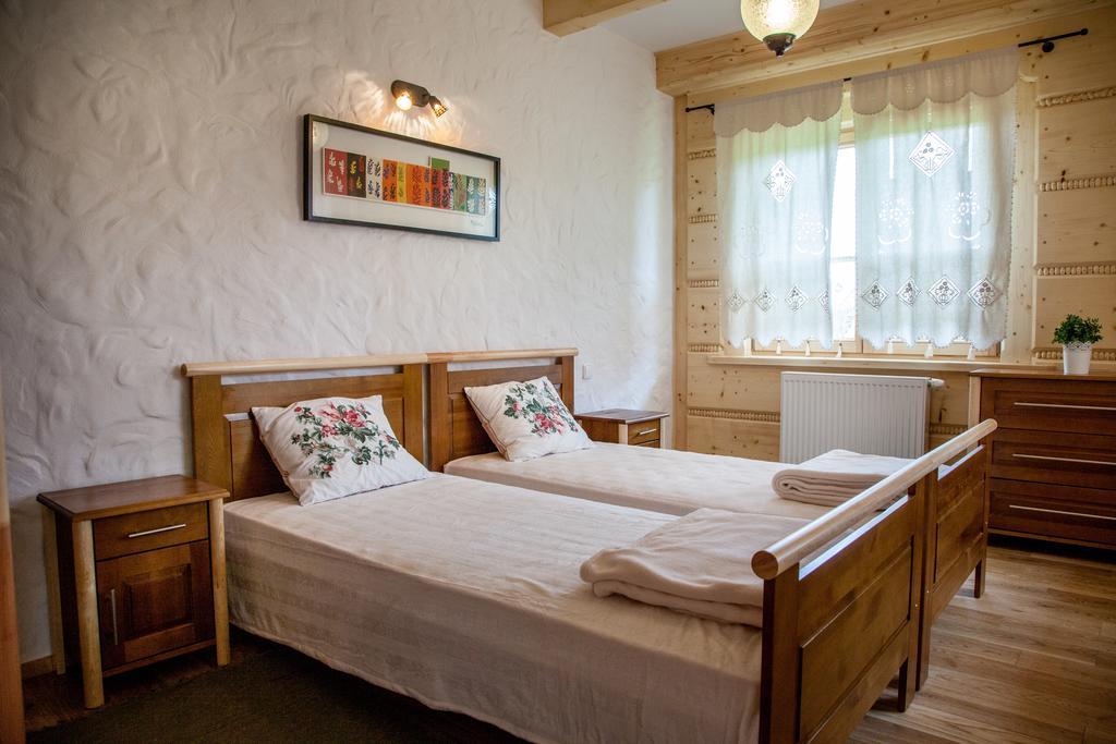 Dom Pod Smokami Apartment Буковина Татжанска Екстериор снимка