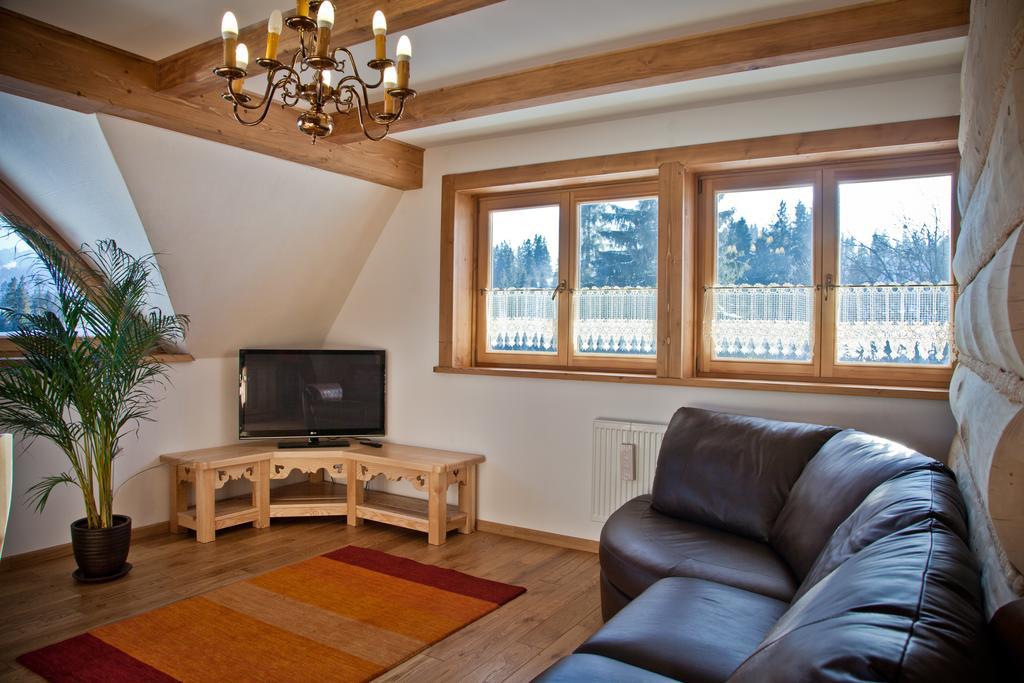 Dom Pod Smokami Apartment Буковина Татжанска Екстериор снимка